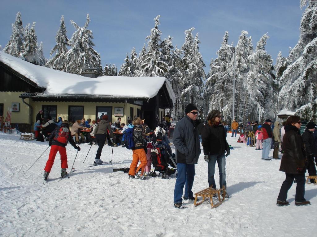 Gaestehaus Hochrhoenblick Schönau an der Brend Eksteriør billede