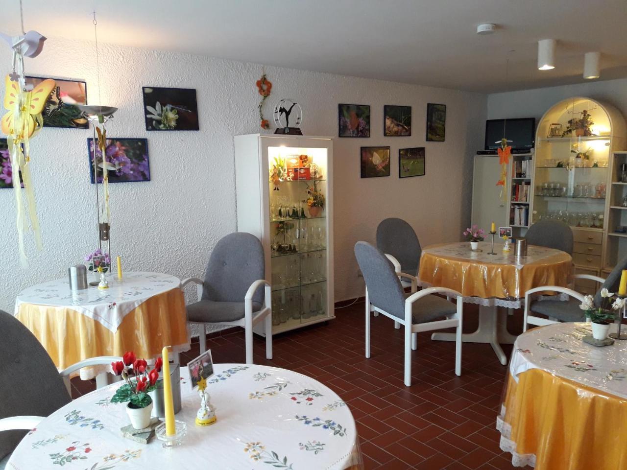 Gaestehaus Hochrhoenblick Schönau an der Brend Eksteriør billede