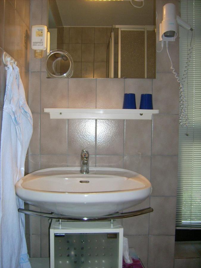 Gaestehaus Hochrhoenblick Schönau an der Brend Værelse billede